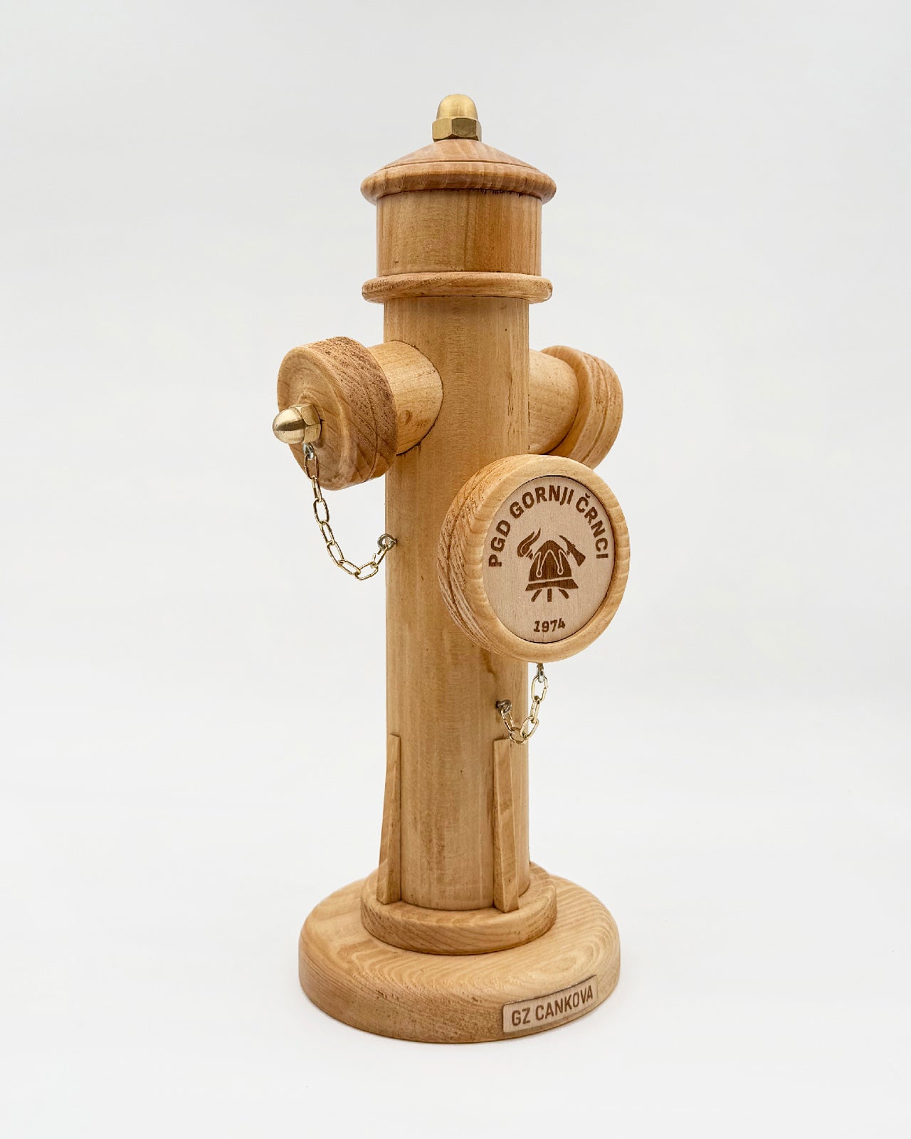 Lesena gasilska plaketa hidrant