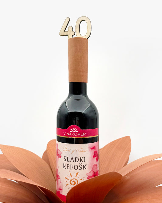 Lesena roža za vino