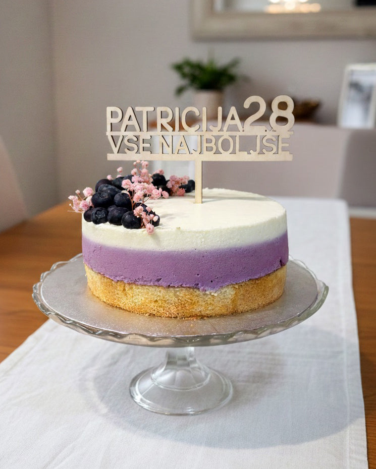 Topper, toper, napis za torto z imenom in številko in vse najboljše.
Topper z imenom. Topper ime. Leseni topper. Topper za torto. Topper številka. Topper po naročilu.