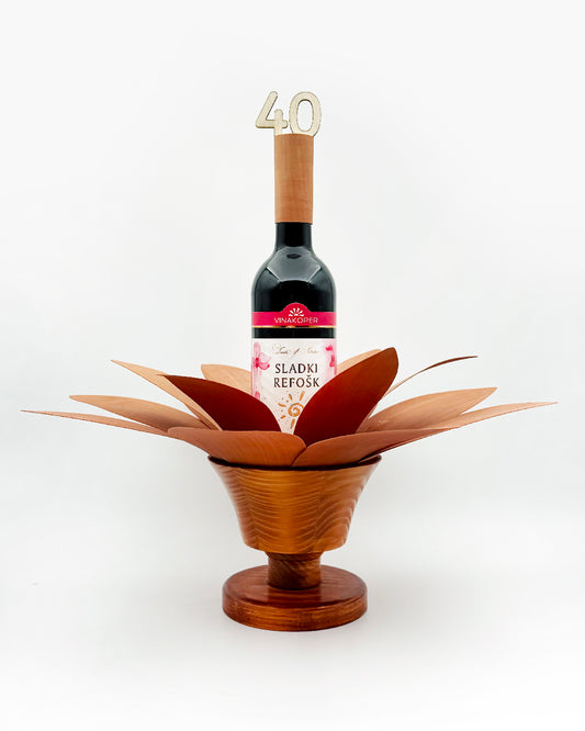 Lesena roža za vino