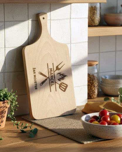 Rezalna deska žar mojster s personalizacijo v kuhinji